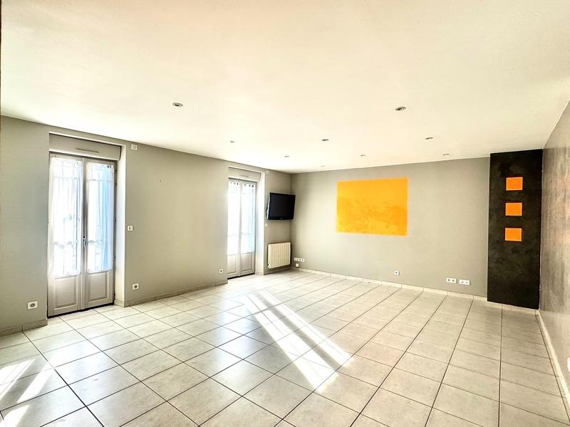 Appartement - 103 m² - 5 pièces