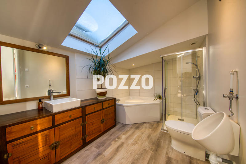 Maison - 130 m² - 6 pièces