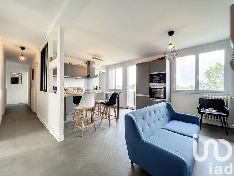 Appartement - 90 m² - 5 pièces