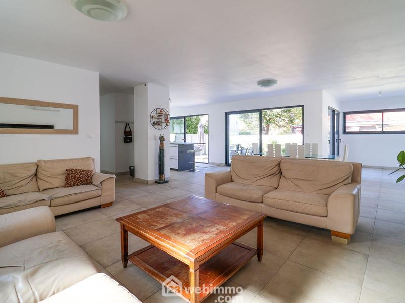 Villa - 141 m² - 5 pièces