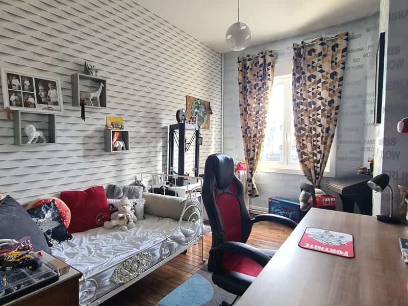 Maison - 212 m² - 6 pièces