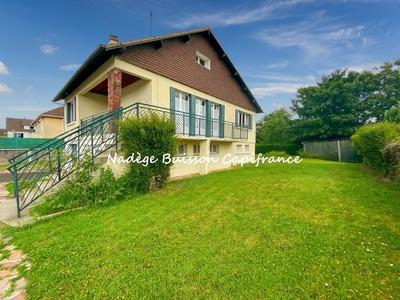 Maison - 121 m² - 4 pièces