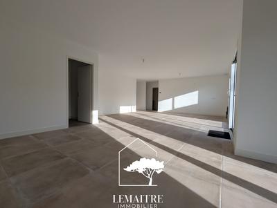 Maison - 122 m² - 4 pièces