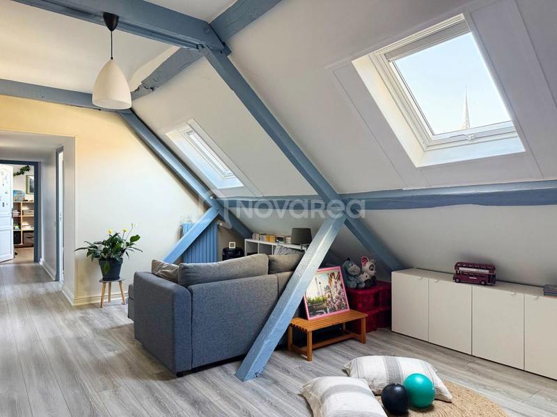 Duplex - 189 m² - 6 pièces