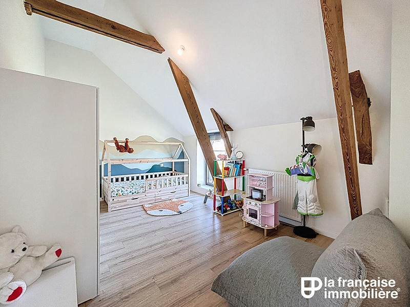 Maison - 185 m² - 7 pièces