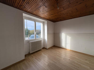Maison - 80 m² - 6 pièces
