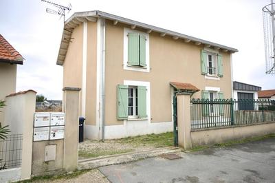 Maison - 144 m² - 6 pièces