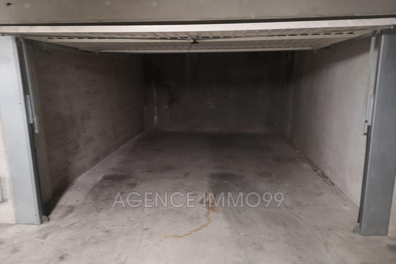 Parking / Garage - 18 m²