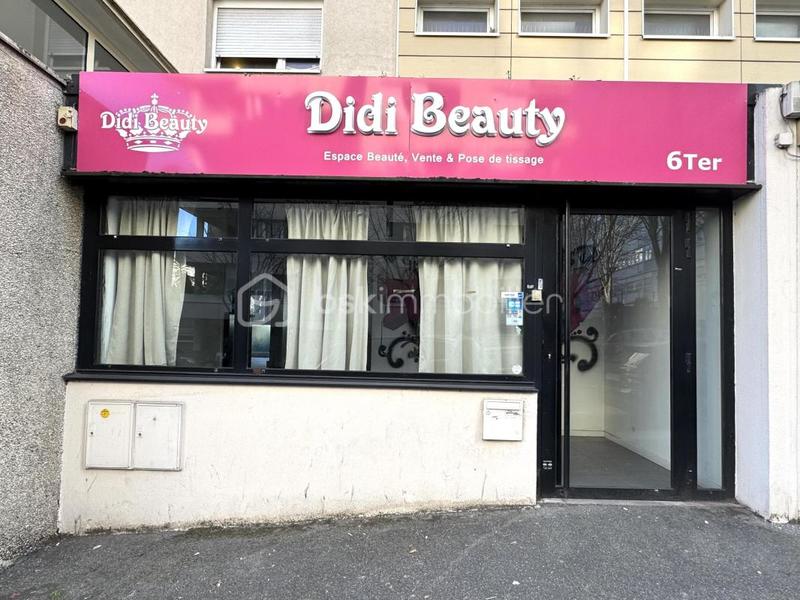 Local commercial - 159 m² - 5 pièces