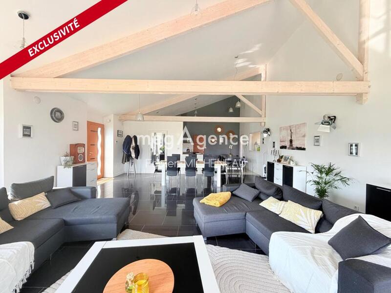 Longère - 230 m² - 10 pièces