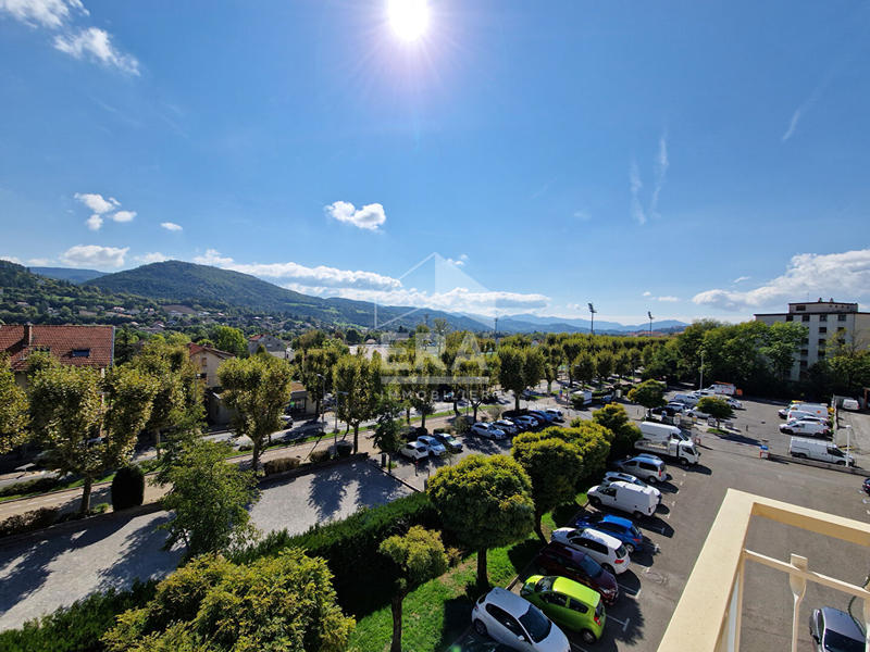 Appartement - 108 m² - 4 pièces