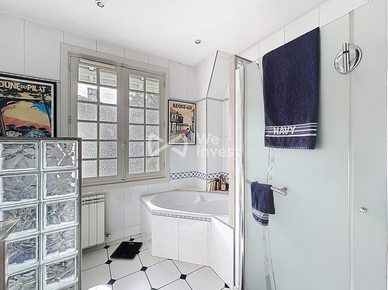 Appartement - 135 m² - 4 pièces