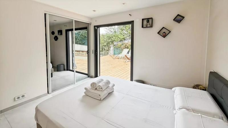 Villa - 170 m² - 6 pièces