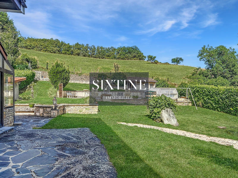 Maison - 163 m² - 6 pièces