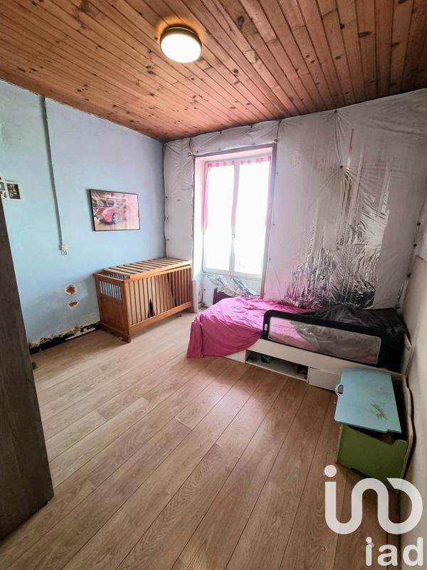 Maison - 143 m² - 7 pièces