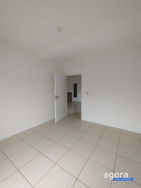 Appartement - 84 m² - 3 pièces