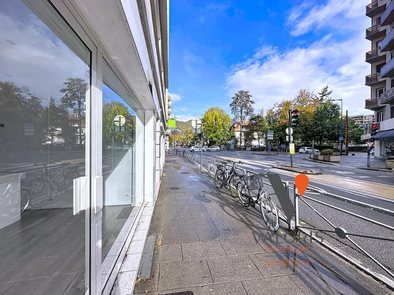 Local commercial - 36 m² - 3 pièces