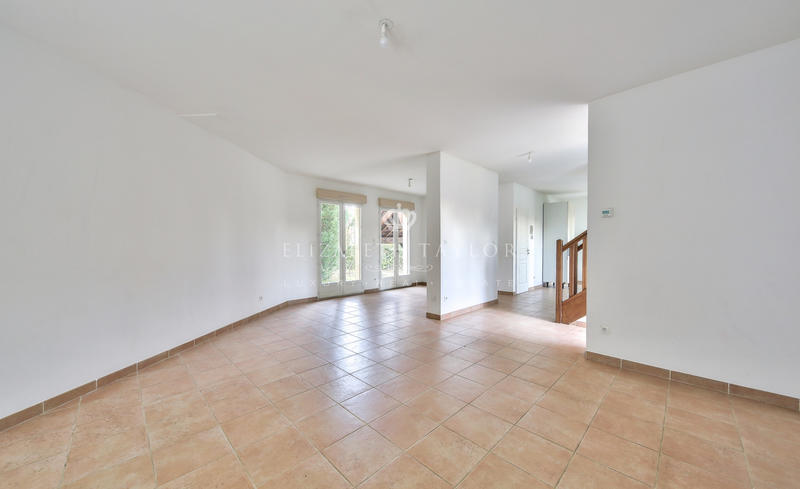 Maison - 157 m² - 5 pièces