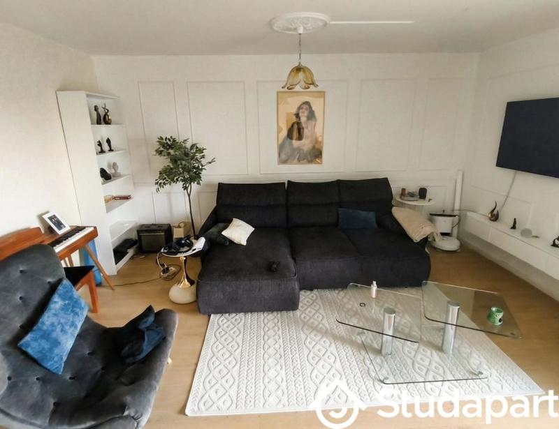 Chambre - 9 m² - 1 pièce