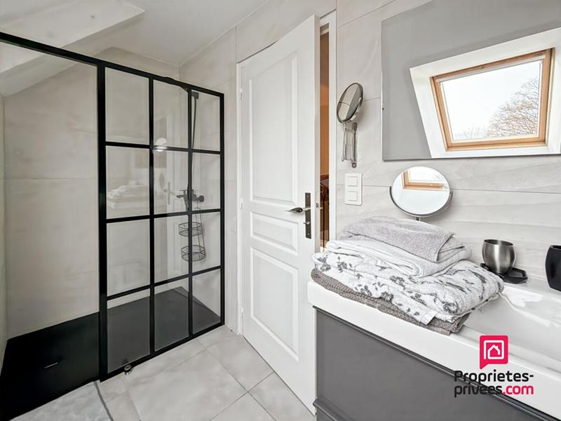 Maison - 186 m² - 5 pièces