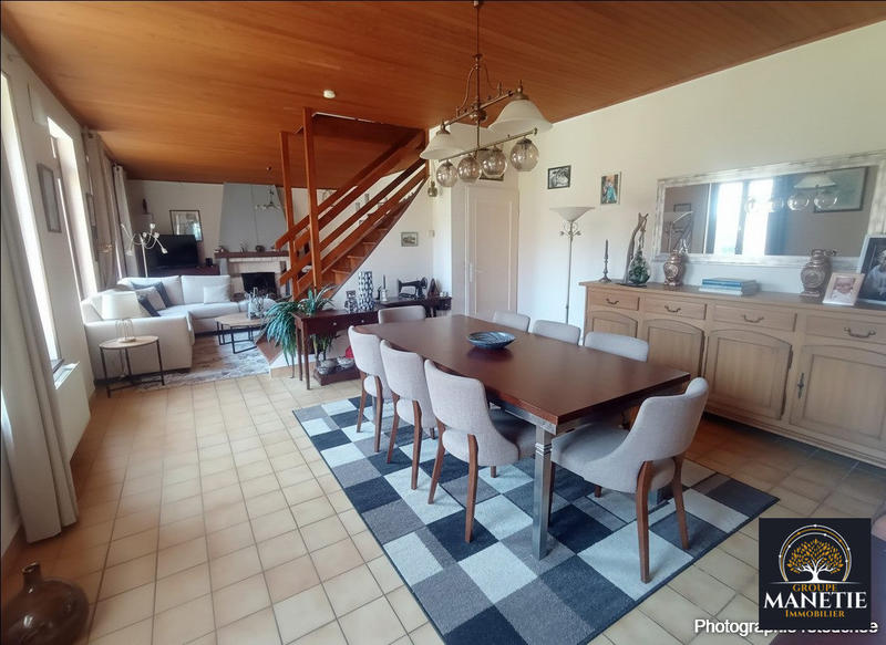 Ferme - 217 m² - 9 pièces