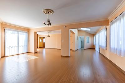 Maison - 152 m² - 7 pièces