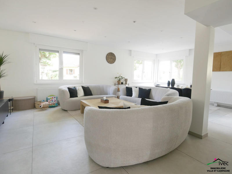 Maison - 126 m² - 5 pièces