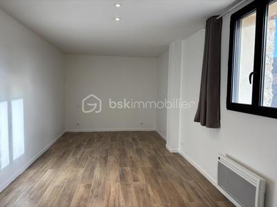 Mas - 279 m² - 12 pièces