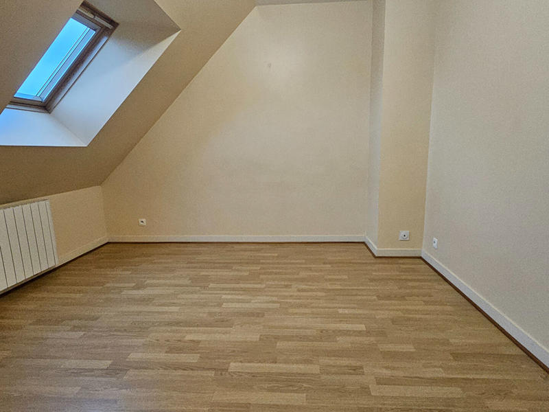Maison - 93 m² - 5 pièces