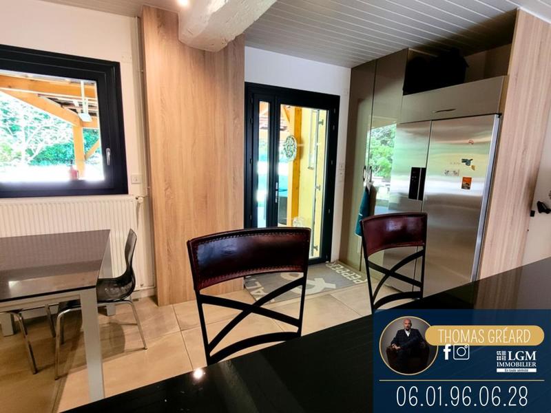 Propriété - 217 m² - 5 pièces