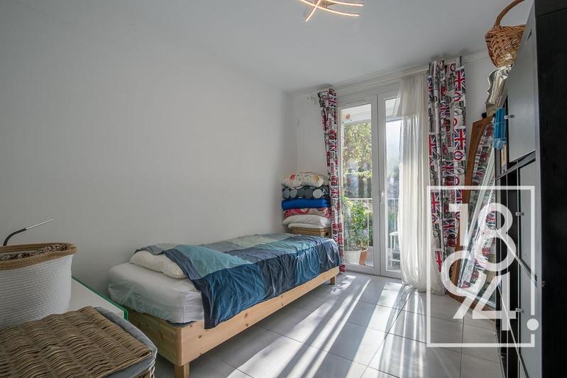 Appartement - 83 m² - 3 pièces