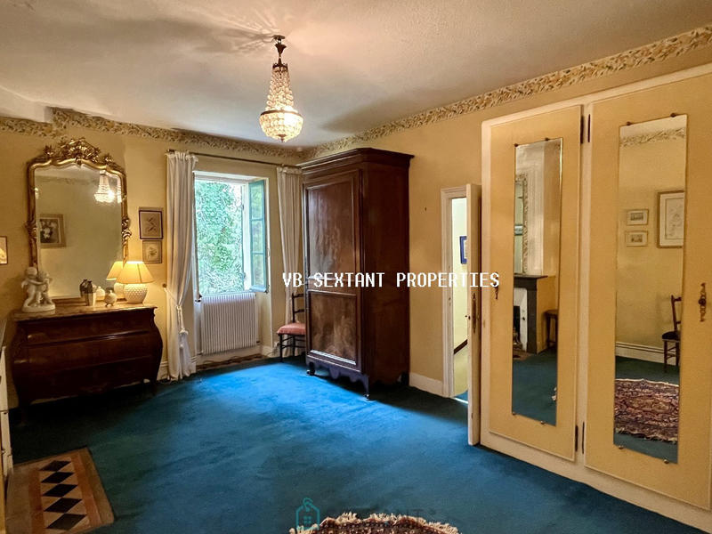 Maison - 167 m² - 7 pièces