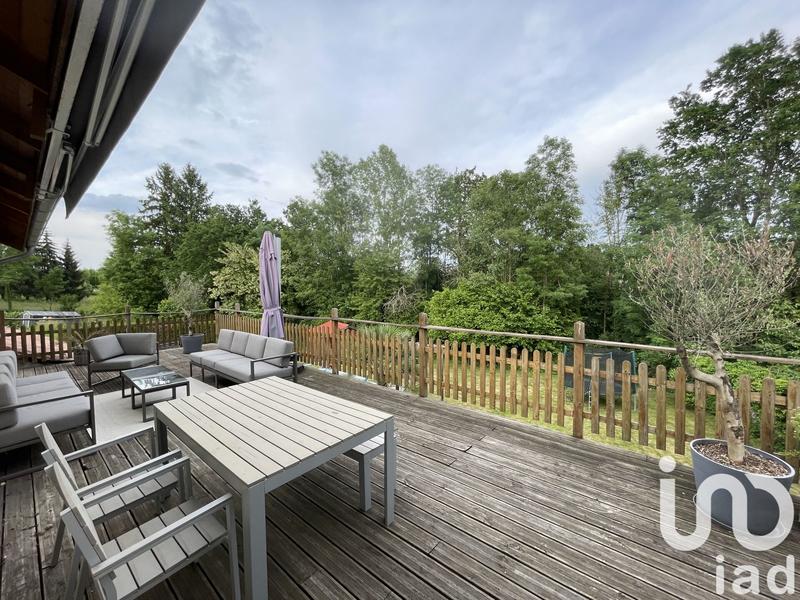 Maison - 200 m² - 7 pièces