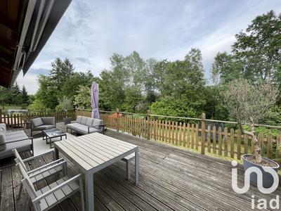 Maison - 200 m² - 7 pièces