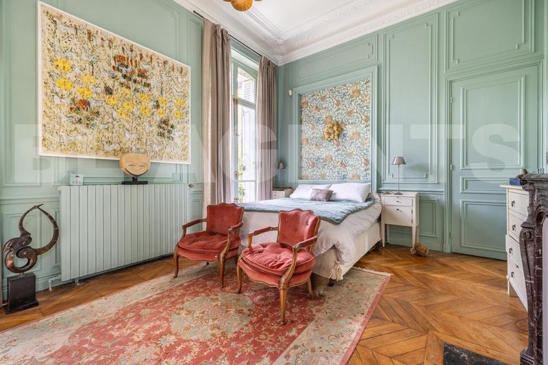 Demeure - 195 m² - 5 pièces