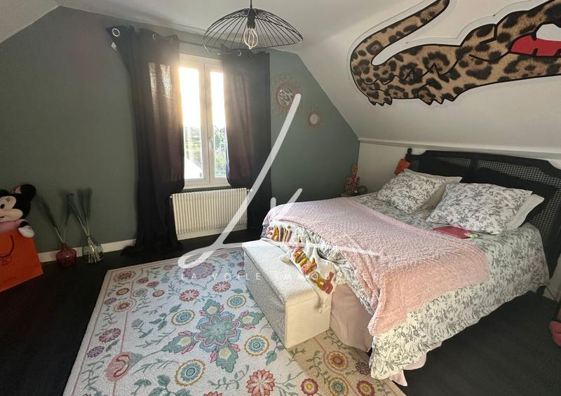 Maison - 115 m² - 7 pièces