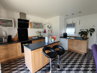 Maison - 92 m² - 3 pièces