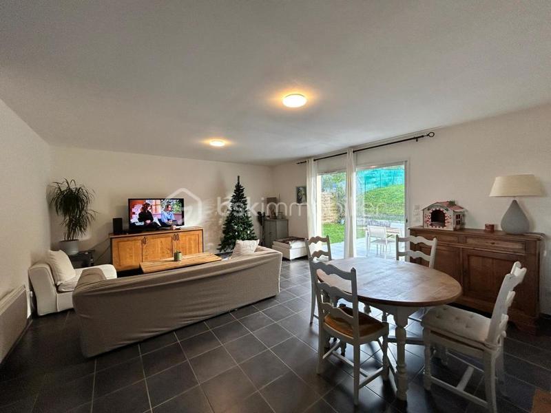 Maison - 89 m² - 5 pièces