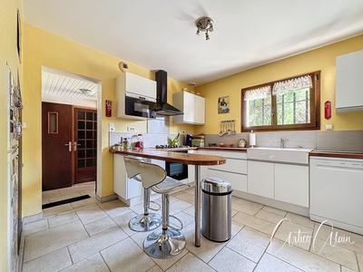 Maison - 135 m² - 5 pièces