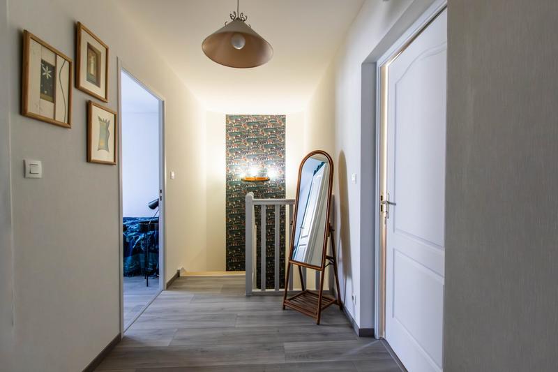 Maison traditionnelle - 104 m² - 5 pièces