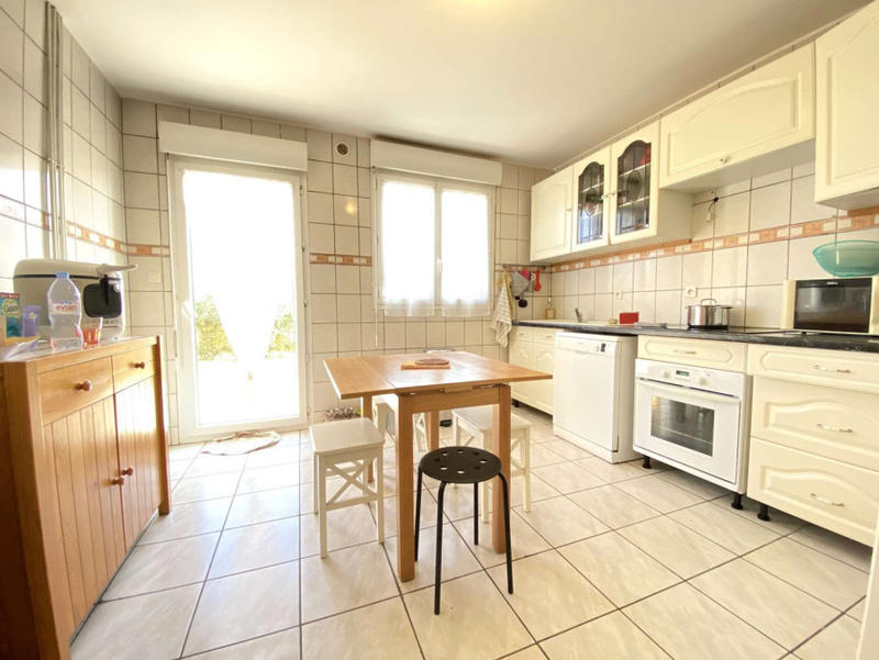 Maison - 160 m² - 8 pièces