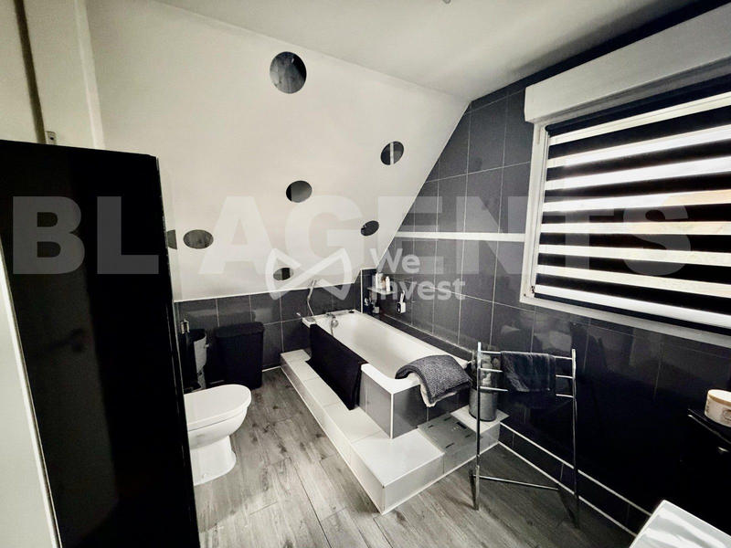 Maison - 125 m² - 5 pièces