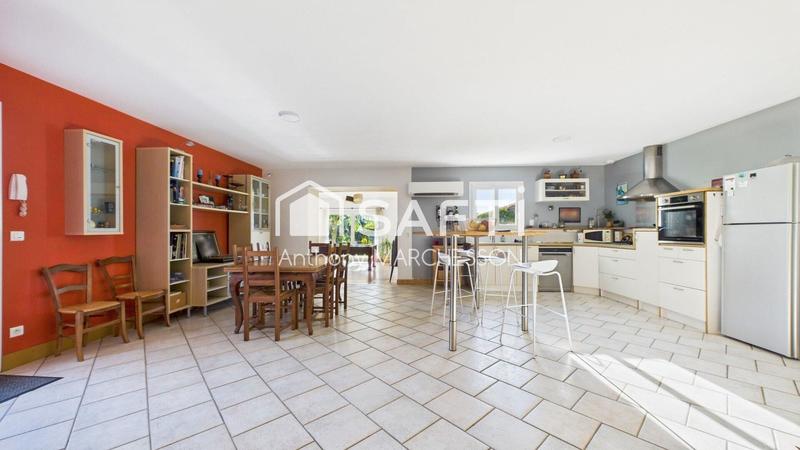 Maison - 157 m² - 6 pièces
