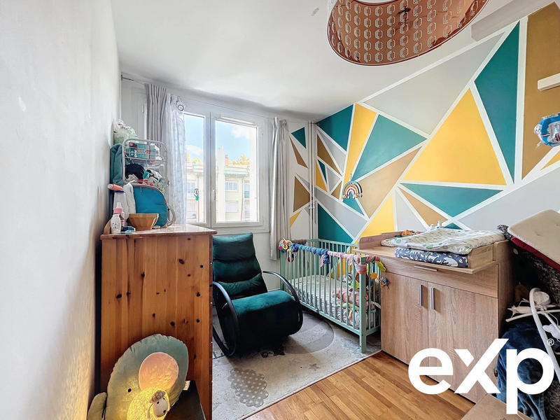 Appartement - 82 m² - 5 pièces