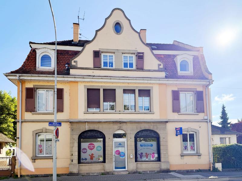 Local commercial - 127 m²