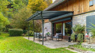 Maison - 250 m² - 6 pièces