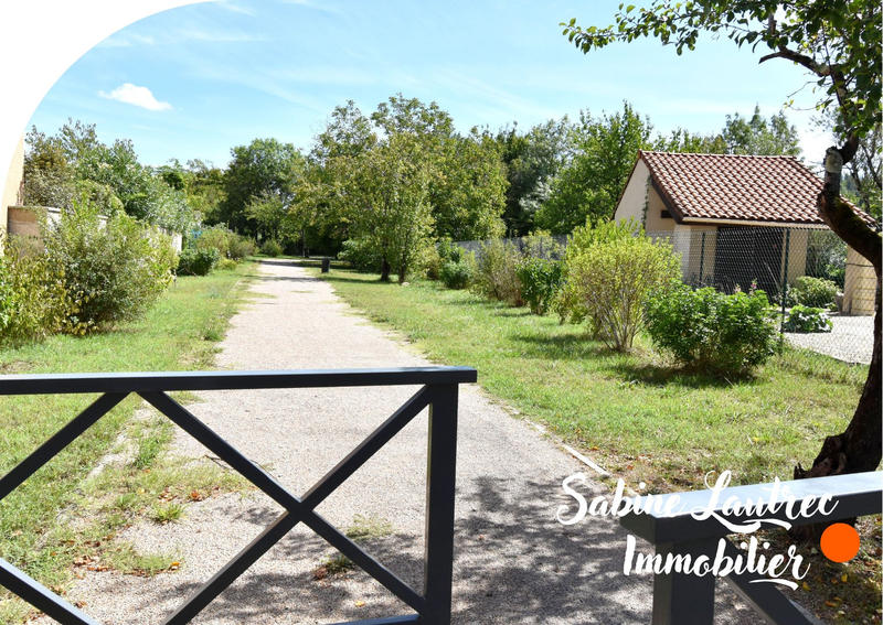 Maison - 93 m² - 5 pièces