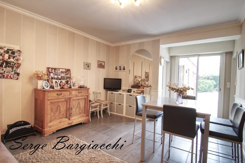 Maison - 336 m² - 12 pièces