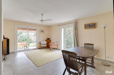 Maison - 141 m² - 6 pièces