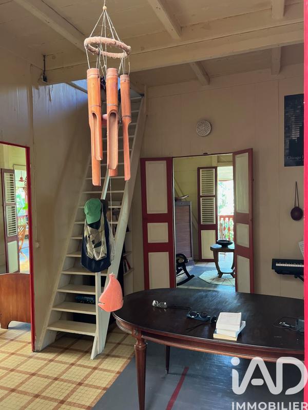 Maison - 194 m² - 9 pièces